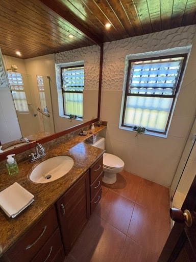 Finca en venta en La Milagrosa, La Ceja, 280 m² · foto 10 de 21