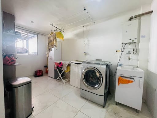 Casa de 4 alcobas en venta en San Nicolas, La Ceja, 151 m² · foto 15 de 19