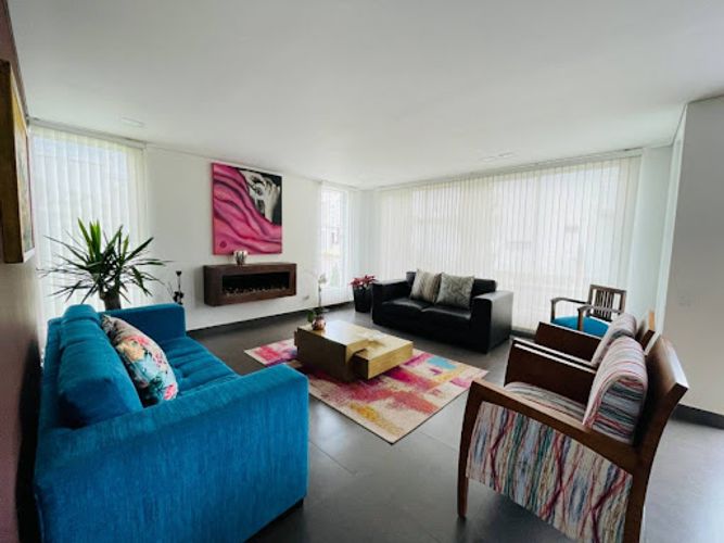 Casa de 4 alcobas en venta en San Nicolas, La Ceja, 192 m² · foto 2 de 24