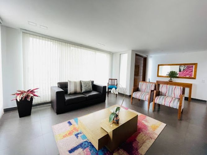 Casa de 4 alcobas en venta en San Nicolas, La Ceja, 192 m² · foto 3 de 24