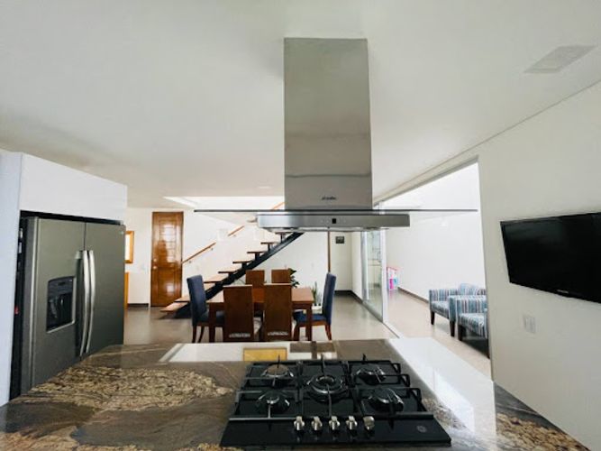 Casa de 4 alcobas en venta en San Nicolas, La Ceja, 192 m² · foto 10 de 24