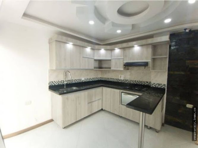 Casa de 3 alcobas en venta en San Nicolas, La Ceja, 125 m² · foto 3 de 12