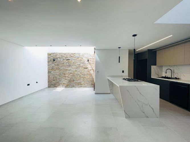 Casa de 3 alcobas en venta en San Nicolas, La Ceja, 156 m² · foto 3 de 24