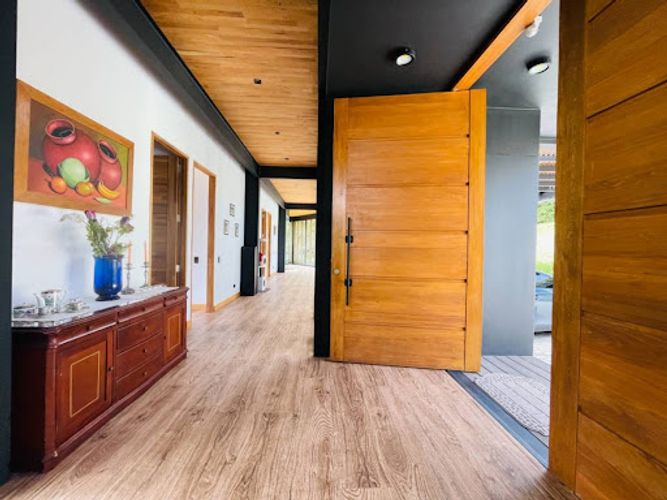 Casa de 5 alcobas en venta en El Carmen, El Retiro, 429 m² · foto 3 de 24