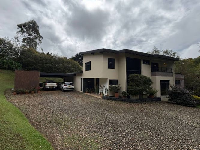 Finca en venta en Gualanday, Rionegro, 270 m² · foto 2 de 17