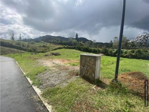 Lote en venta en San Nicolas, La Ceja, 1650 m² · foto 4 de 11