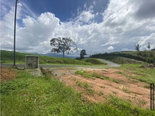Lote en venta en San Nicolas, La Ceja, 1650 m² · foto 7 de 11