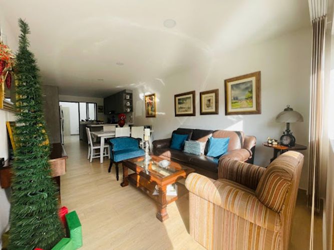 Casa de 4 alcobas en venta en San Nicolas, La Ceja, 150 m² · foto 2 de 23
