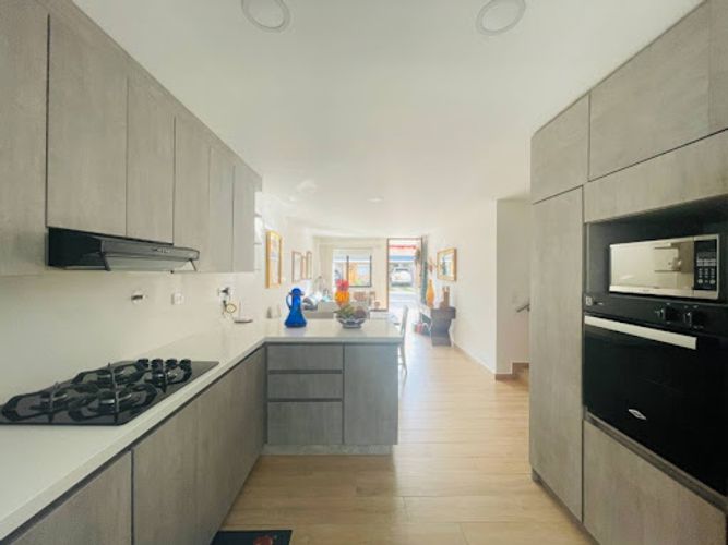 Casa de 4 alcobas en venta en San Nicolas, La Ceja, 150 m² · foto 5 de 23