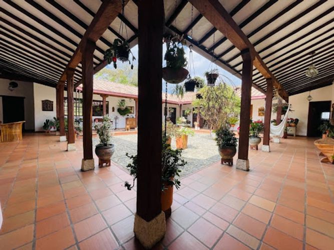 Casa de 7 alcobas en venta en San Nicolas, La Ceja, 650 m² · foto 10 de 23