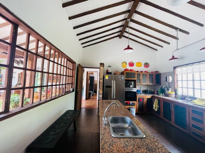 Casa de 7 alcobas en venta en San Nicolas, La Ceja, 650 m² · foto 15 de 23