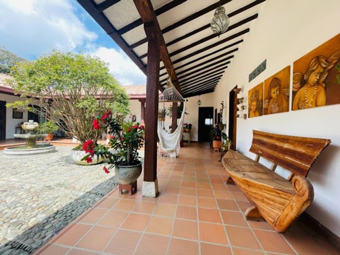 Casa de 7 alcobas en venta en San Nicolas, La Ceja, 650 m² · foto 21 de 23