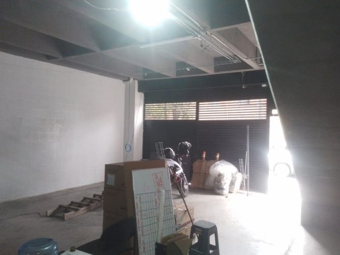Bodega en arriendo en Camparola, Itagüí, 176 m² · foto 6 de 8
