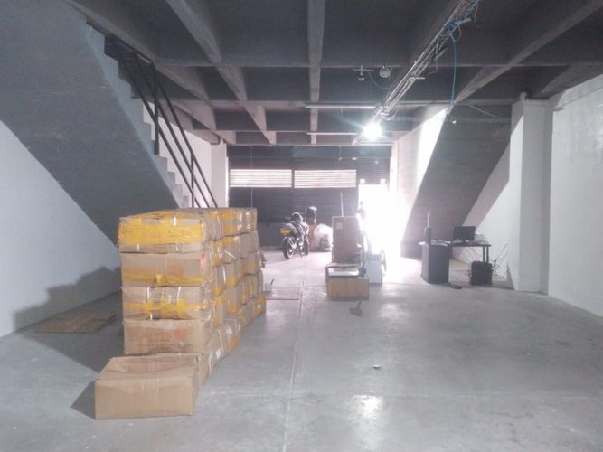 Bodega en arriendo en Camparola, Itagüí, 176 m² · foto 3 de 8