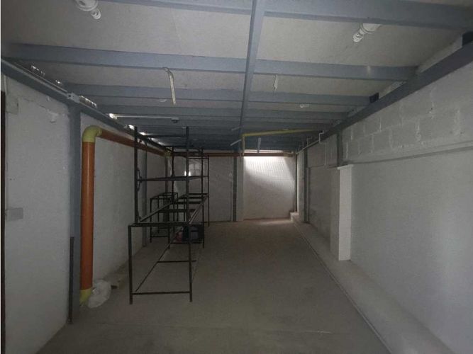 Local en arriendo en Avenida Santander, Manizales, 648 m² · foto 9 de 16