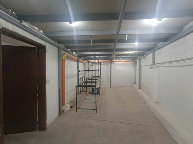 Local en arriendo en Avenida Santander, Manizales, 648 m² · foto 10 de 16