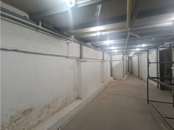 Local en arriendo en Avenida Santander, Manizales, 648 m² · foto 11 de 16