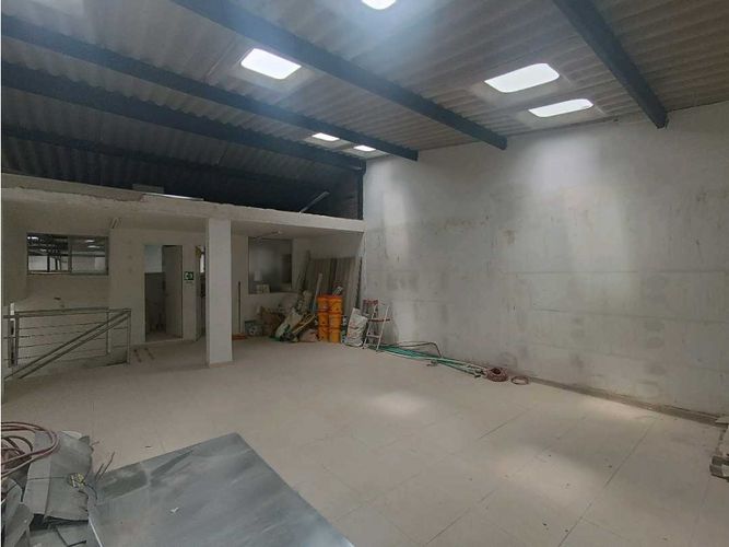 Local en arriendo en Avenida Santander, Manizales, 648 m² · foto 15 de 16