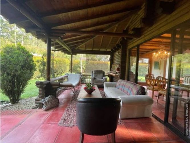 Casa de 6 alcobas en venta en Gualanday, Rionegro, 280 m² · foto 4 de 20