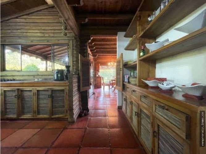 Casa de 6 alcobas en venta en Gualanday, Rionegro, 280 m² · foto 7 de 20