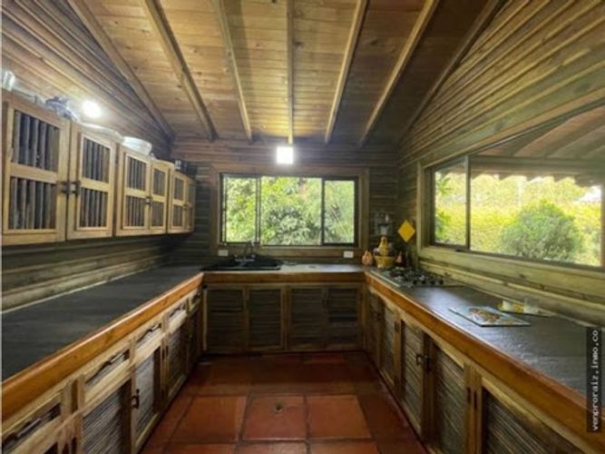 Casa de 6 alcobas en venta en Gualanday, Rionegro, 280 m² · foto 8 de 20