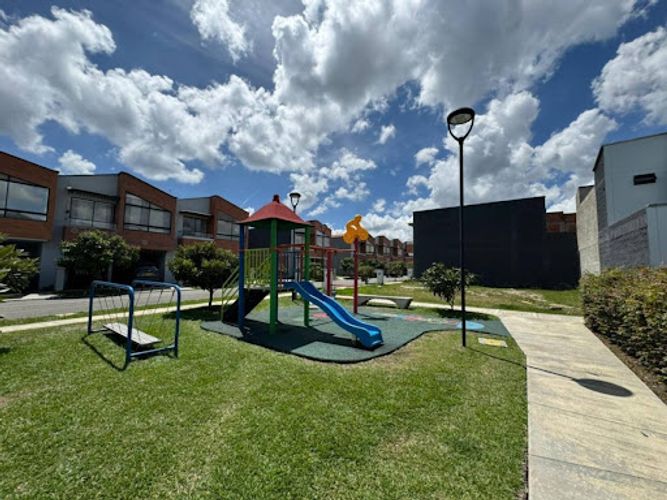 Lote en venta en San Nicolas, La Ceja, 82 m² · foto 5 de 11