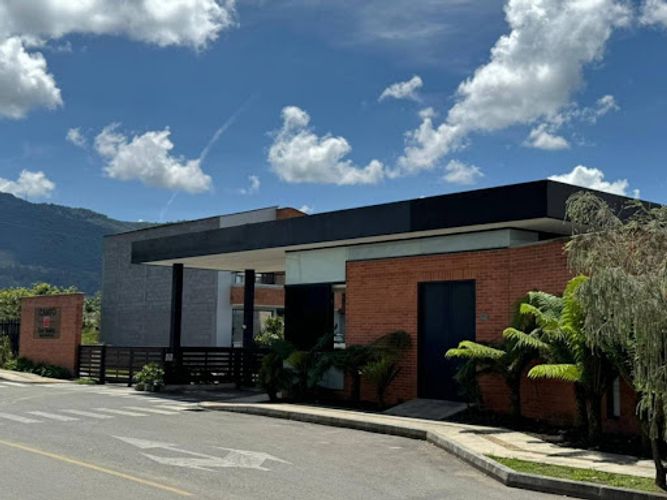 Lote en venta en San Nicolas, La Ceja, 82 m² · foto 11 de 11