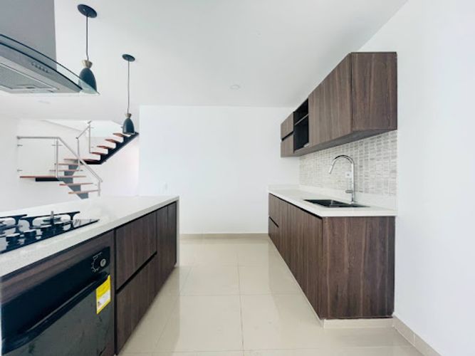 Casa de 3 alcobas en venta en San Nicolas, La Ceja, 150 m² · foto 7 de 24