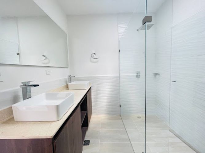 Casa de 3 alcobas en venta en San Nicolas, La Ceja, 150 m² · foto 18 de 24