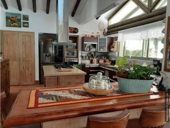 Casa de 4 alcobas en venta en El Carmen, El Retiro, 420 m² · foto 8 de 16