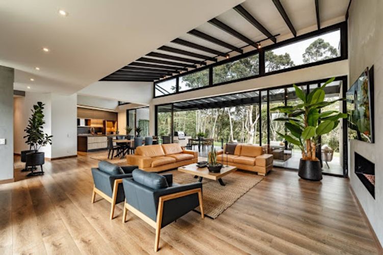 Casa de 5 alcobas en venta en San Nicolas, La Ceja, 389 m² · foto 7 de 24
