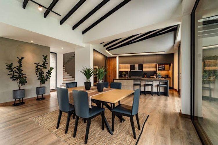 Casa de 5 alcobas en venta en San Nicolas, La Ceja, 389 m² · foto 8 de 24