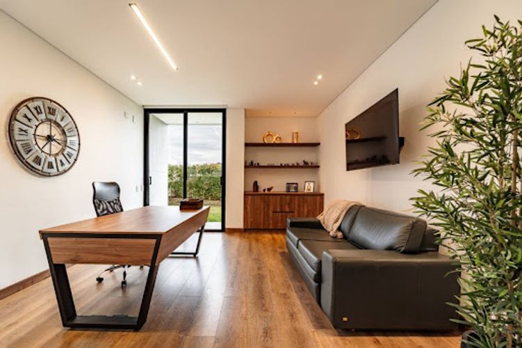 Casa de 5 alcobas en venta en San Nicolas, La Ceja, 389 m² · foto 14 de 24