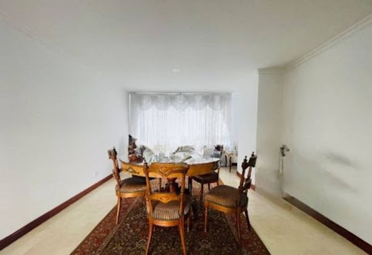 Apartamento de 3 alcobas en venta en Vía Las Palmas, Medellín, 230 m² · foto 13 de 24