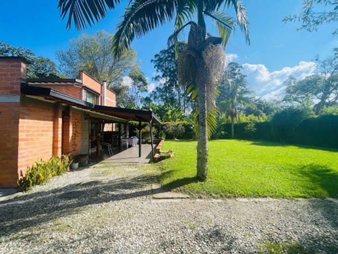 Casa de 3 alcobas en venta en San Nicolas, La Ceja, 180 m² · foto 3 de 24