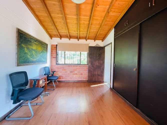 Casa de 3 alcobas en venta en San Nicolas, La Ceja, 180 m² · foto 22 de 24