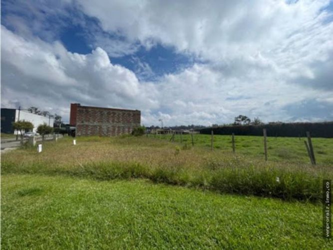 Lote en venta en San Nicolas, La Ceja, 146 m² · foto 6 de 7
