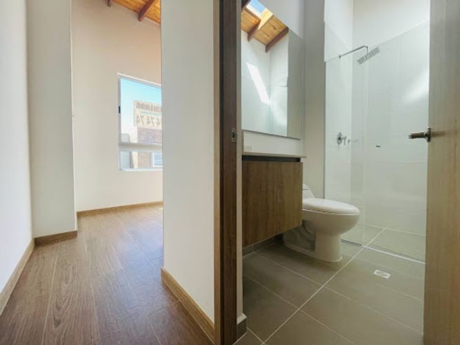Casa de 3 alcobas en venta en San Nicolas, La Ceja, 137 m² · foto 14 de 24