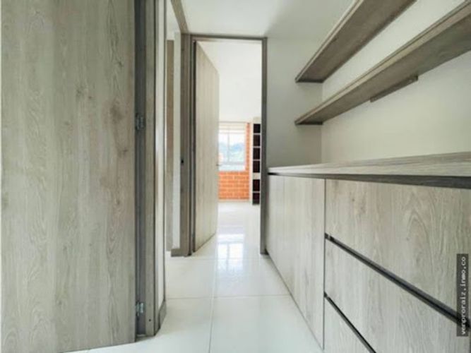 Apartamento de 3 alcobas en venta en San Nicolas, La Ceja, 65 m² · foto 10 de 21