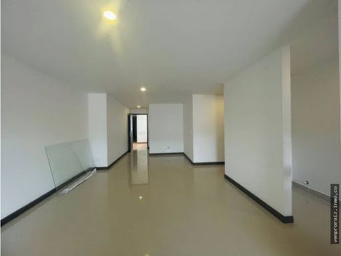 Apartamento de 3 alcobas en venta en San Nicolas, La Ceja, 115 m² · foto 3 de 17