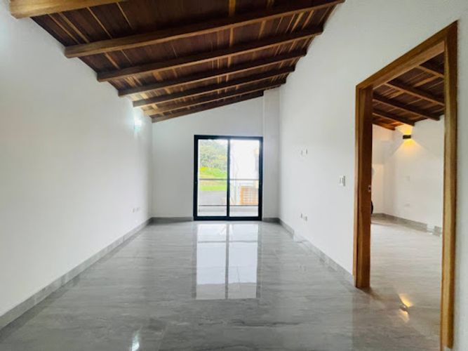 Casa de 3 alcobas en venta en San Nicolas, La Ceja, 135 m² · foto 14 de 22