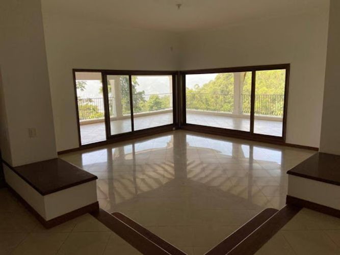 Casa de 8 alcobas en venta en Las Palmas, Medellín, 1050 m² · foto 3 de 18