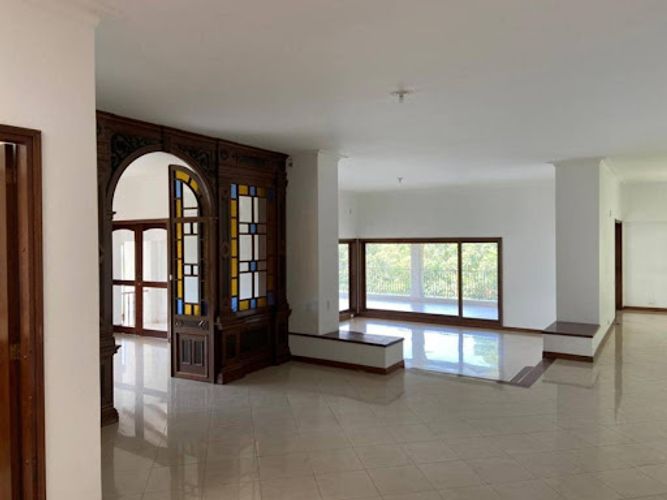 Casa de 8 alcobas en venta en Las Palmas, Medellín, 1050 m² · foto 4 de 18