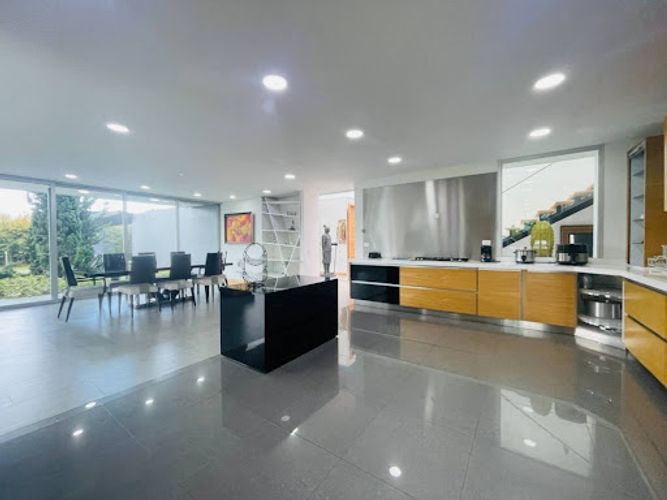 Casa de 5 alcobas en arriendo en El Carmen, El Retiro, 600 m² · foto 7 de 24
