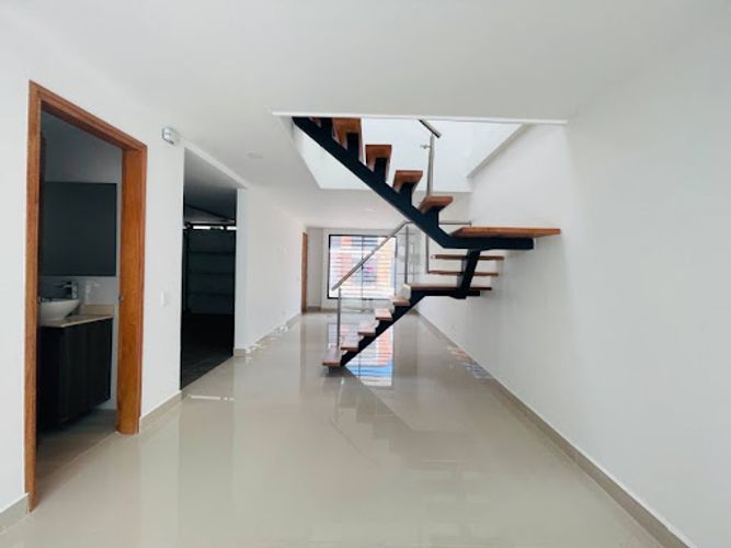 Casa de 3 alcobas en venta en San Nicolas, La Ceja, 150 m² · foto 3 de 24