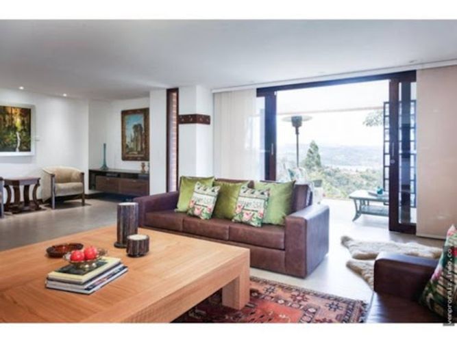 Casa de 5 alcobas en venta en El Carmen, El Retiro, 750 m² · foto 2 de 12