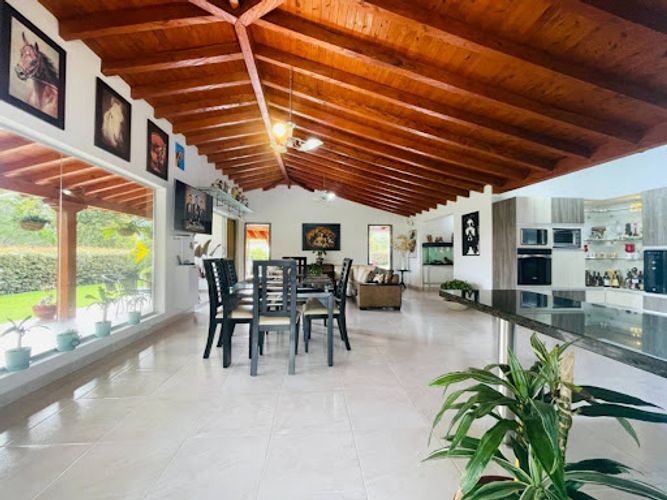 Finca en venta en San Nicolas, La Ceja, 200 m² · foto 7 de 24