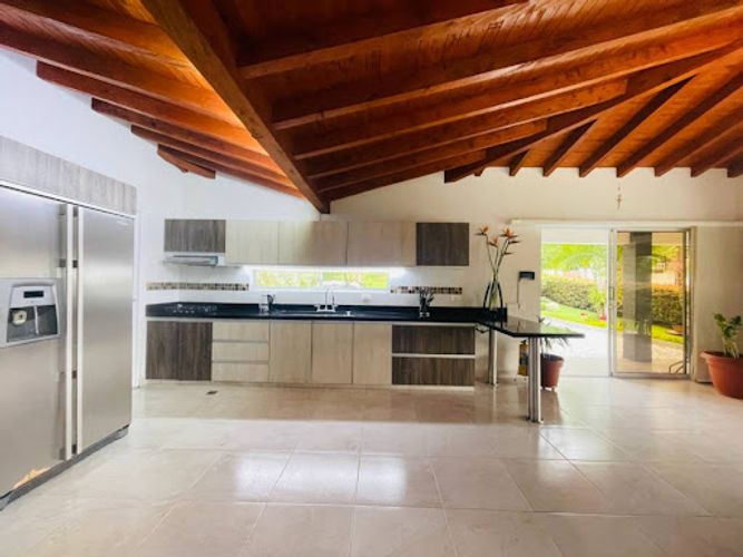 Finca en venta en San Nicolas, La Ceja, 200 m² · foto 10 de 24