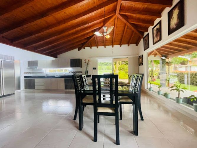 Finca en venta en San Nicolas, La Ceja, 200 m² · foto 11 de 24