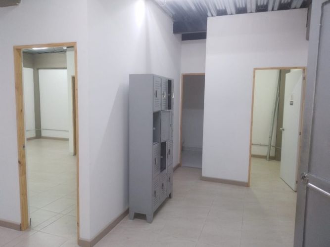 Oficina en arriendo en La Esmeralda, Itagüí, 230 m² · foto 6 de 17